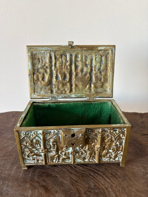 Antieke Erhard &Sohne Gothic revival kistje