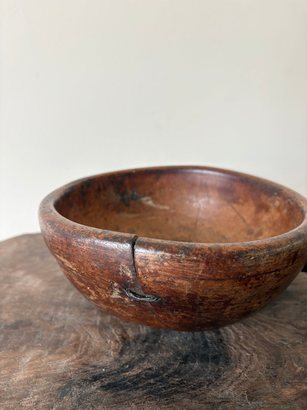 Antieke grote houten vijzel set