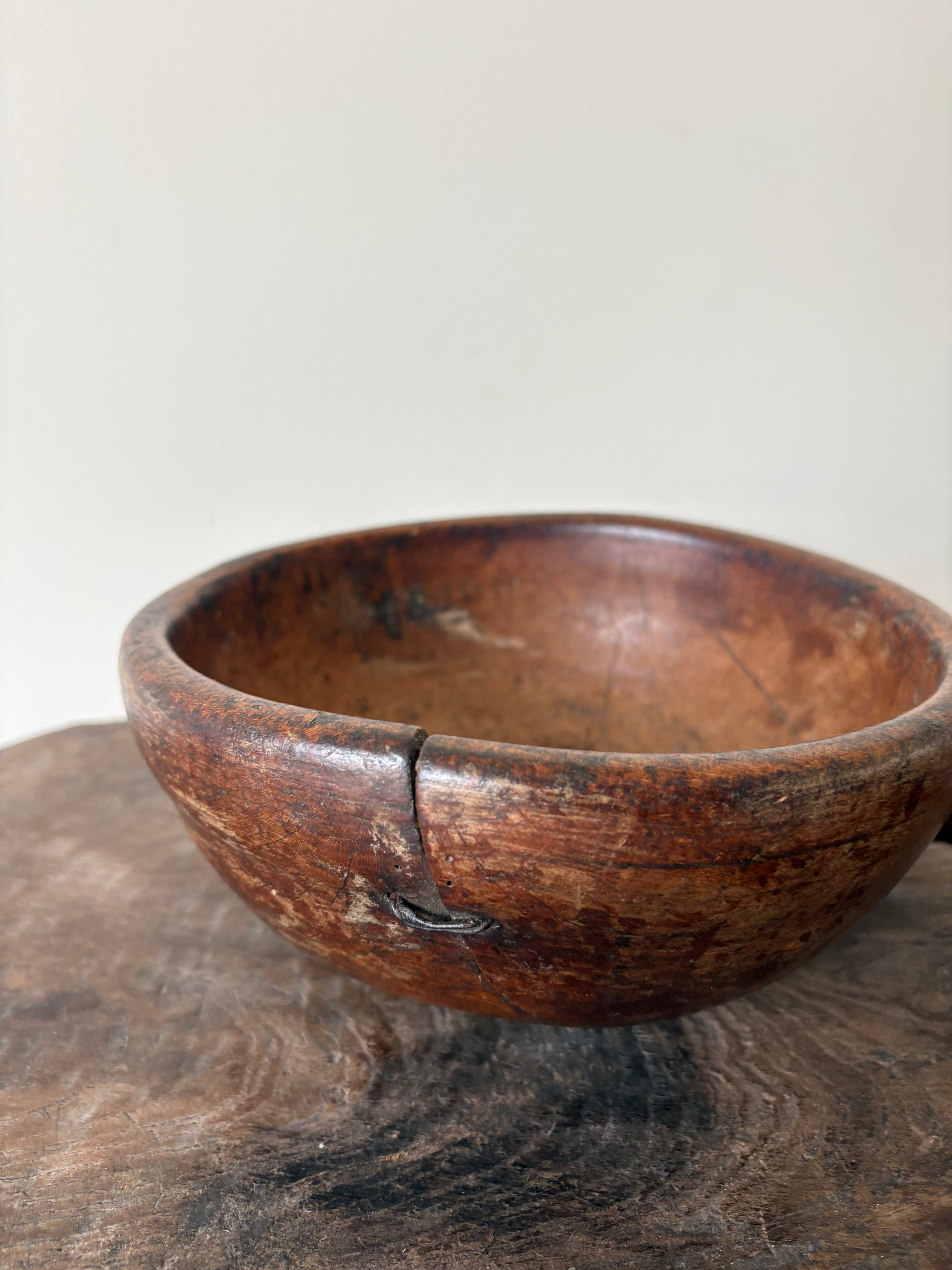 Antieke grote houten vijzel set