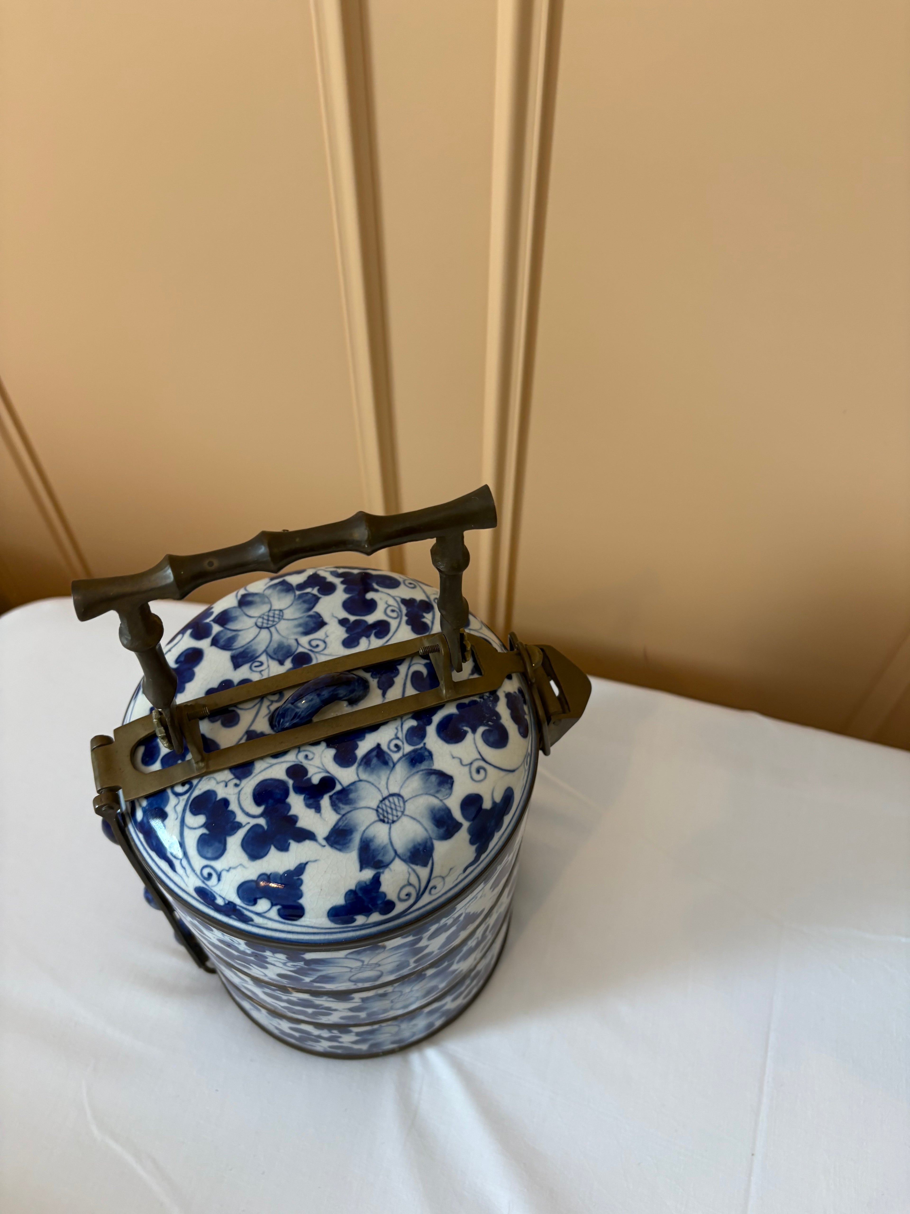Antieke porseleinen Chinese lunchbox
