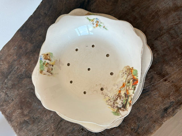 Vintage J & G Meakin fruit of bessenkom