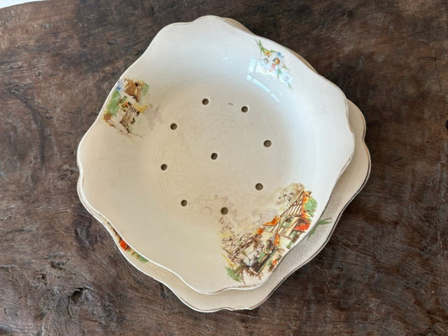 Vintage J & G Meakin fruit of bessenkom